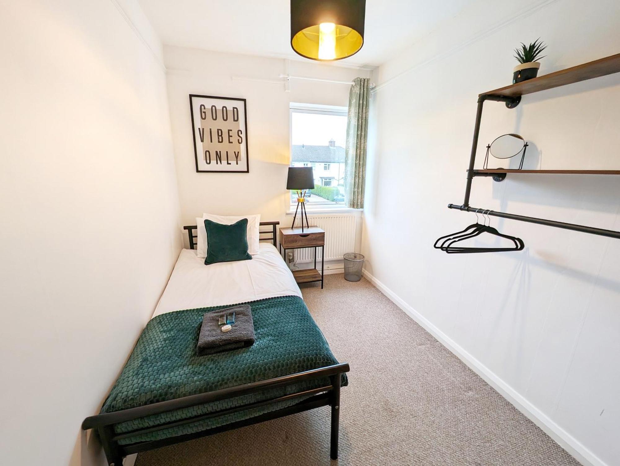 Central Cambridge, Charming 3-Bed House With Free Parking! Exterior photo